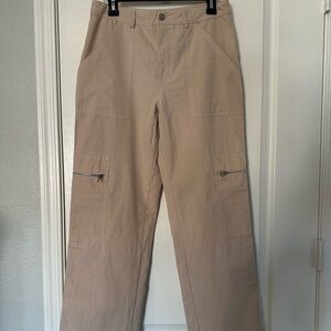 White Fox Boutique Cargo pants-size small